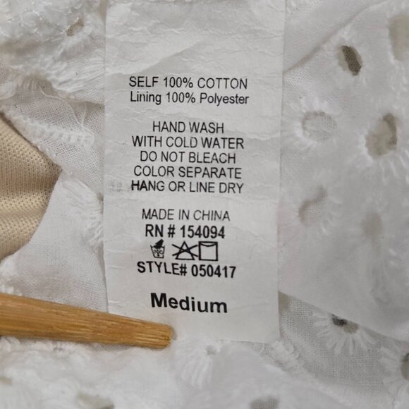 Windsor White Eyelet Off Shoulder Crop Top M Cottagecore Boho Summer‎ Blouse - Picture 7 of 7